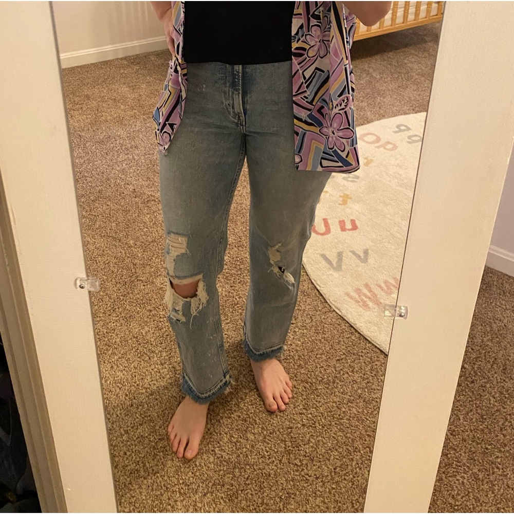 Abercrombie & Fitch Ultra High Rise Ankle Straight Distressed Light Wash Jeans